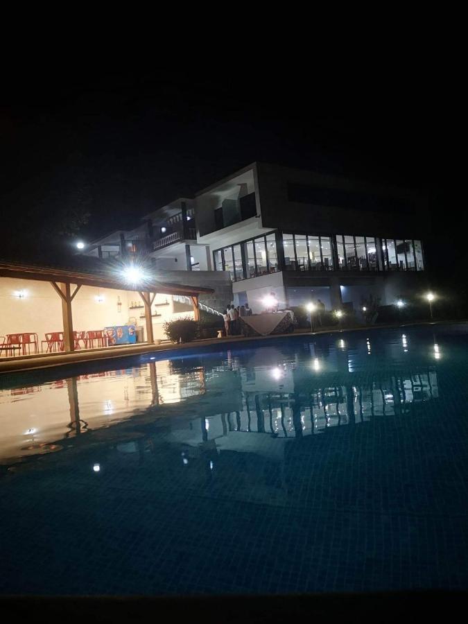 Restaurante Residencial Pizzaria S. Estevao Aguiar da Beira Exteriér fotografie